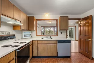 14 Quamhasset Rd, Bourne, MA 02532 - Photo 7