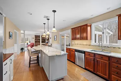 23 Howe St, Medway, MA 02053 - Photo 11