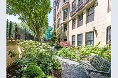 137 Marlborough St #1, Boston, MA 02116 - Photo 21