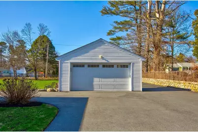 21 Huntington Ave, Methuen, MA 01844 - Photo 29