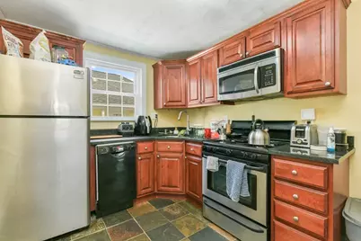 38 Nathan Rd #4, Waltham, MA 02453 - Photo 5