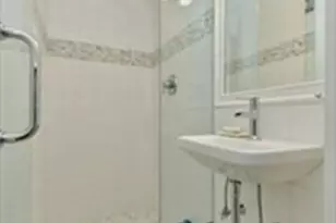 39 Pinckney St, Boston, MA 02114 - Photo 7