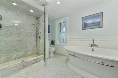 39 Pinckney St, Boston, MA 02114 - Photo 5