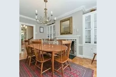 39 Pinckney St, Boston, MA 02114 - Photo 3