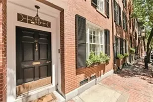 39 Pinckney St, Boston, MA 02114 - Photo 11