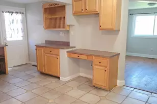 94 Bungalow St, Southwick, MA 01077 - Photo 7