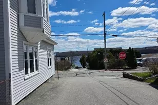 511 Main St, Somerset, MA 02726 - Photo 1