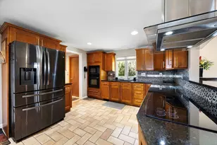 256 Tolpa Cir, Chicopee, MA 01020 - Photo 11