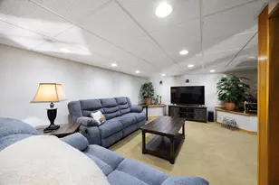 256 Tolpa Cir, Chicopee, MA 01020 - Photo 27