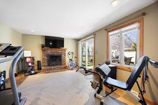 256 Tolpa Cir, Chicopee, MA 01020 - Photo 23