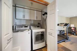 256 Tolpa Cir, Chicopee, MA 01020 - Photo 25