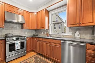 31 Mystic Ave, Winchester, MA 01890 - Photo 9