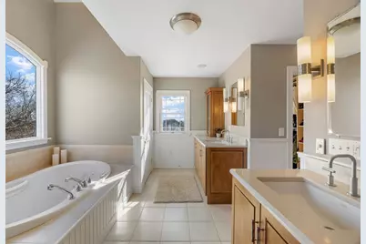 318 Center Hill Rd, Plymouth, MA 02360 - Photo 35