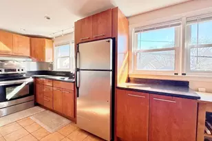 22 Ames St, Quincy, MA 02169 - Photo 5