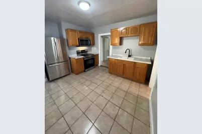 37-39 Dawes St, Springfield, MA 01109 - Photo 9