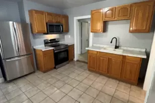 37-39 Dawes St, Springfield, MA 01109 - Photo 9