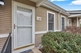 61 Abbey Memorial Dr, Chicopee, MA 01020 - Photo 23