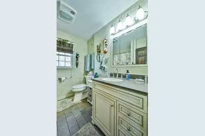 22 Trahan Ave, Worcester, MA 01604 - Photo 29