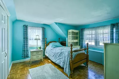 22 Trahan Ave, Worcester, MA 01604 - Photo 35