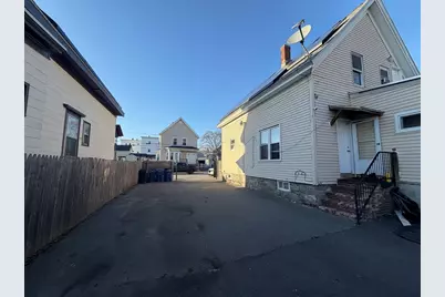 28-32 Chester St, Lawrence, MA 01843 - Photo 5