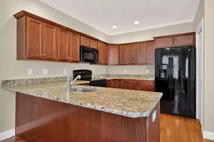 27 Autumn Ln, Northborough, MA 01532 - Photo 5