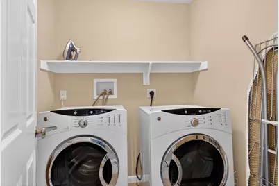 27 Autumn Ln #27, Northborough, MA 01532 - Photo 17