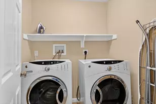 27 Autumn Ln, Northborough, MA 01532 - Photo 17