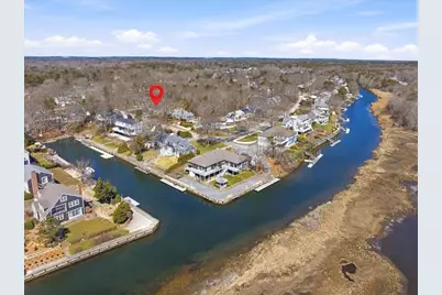 8 Canapitsit Dr, Falmouth, MA 02536 - Photo 7