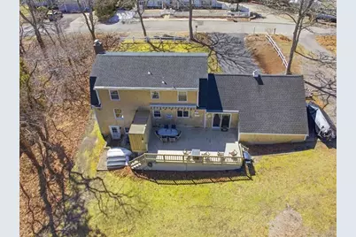 8 Canapitsit Dr, Falmouth, MA 02536 - Photo 3