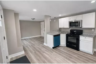 86 Crestwood Dr, Northborough, MA 01532 - Photo 3