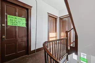 8 Lowell St, Worcester, MA 01603 - Photo 23