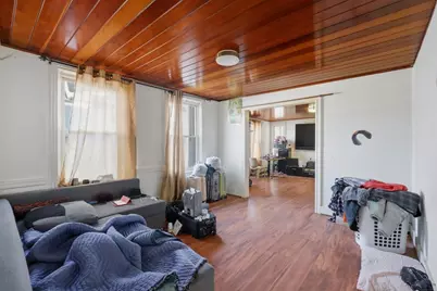 8 Lowell St, Worcester, MA 01603 - Photo 5