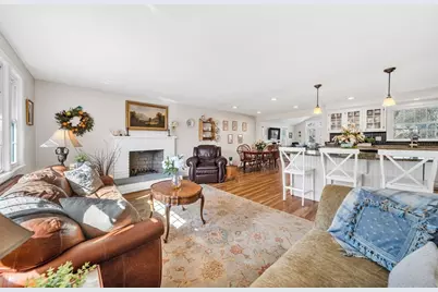 154 Holly Lane, Holliston, MA 01746 - Photo 9