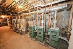 64 Bremen St, Boston, MA 02128 - Photo 39