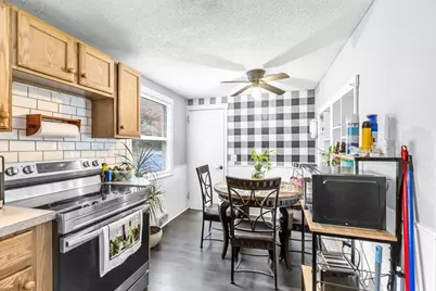 101 Regal St, Springfield, MA 01118 - Photo 7