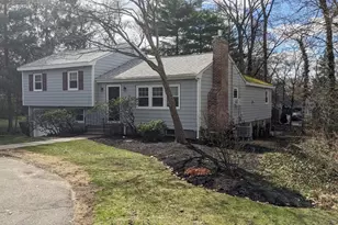 8 Mayfair St, Norwood, MA 02062 - Photo 3