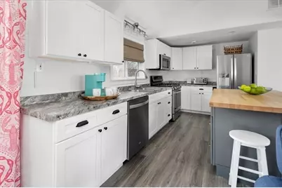 30 Roosevelt Rd #1, Marshfield, MA 02050 - Photo 9