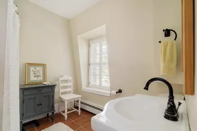 106 Elm St, Stoneham, MA 02180 - Photo 23