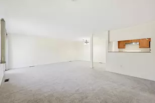 360 Littleton Rd, Chelmsford, MA 01824 - Photo 9