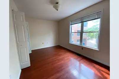 22 Chestnut St #22, Cambridge, MA 02139 - Photo 5