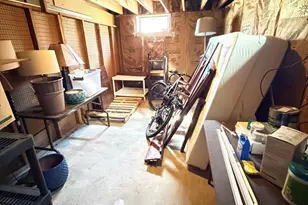 80 Brush Hill Ave, West Springfield, MA 01089 - Photo 21