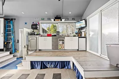 220 Worcester St, New Bedford, MA 02745 - Photo 35