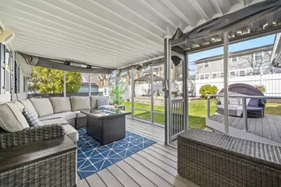 220 Worcester St, New Bedford, MA 02745 - Photo 25