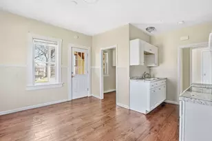 748 Grattan St, Chicopee, MA 01013 - Photo 5