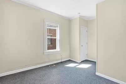 748 Grattan Street, Chicopee, MA 01013 - Photo 11