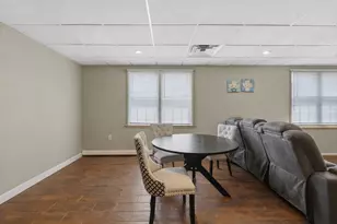 35 Avery St, New Bedford, MA 02745 - Photo 15