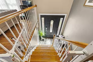 35 Avery St, New Bedford, MA 02745 - Photo 3