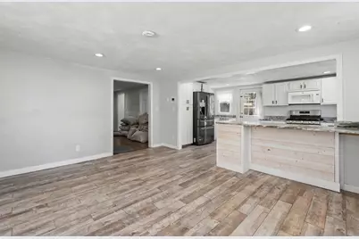 16 Meadowbank Rd, Billerica, MA 01821 - Photo 9