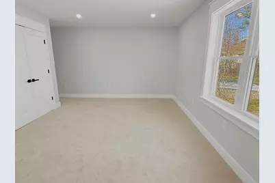 42 High St, Shrewsbury, MA 01545 - Photo 15