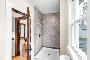 72 Larkspur St, Springfield, MA 01108 - Photo 13